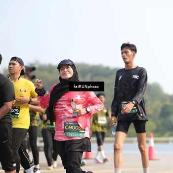 Runner Photo 6604309