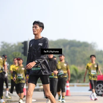 Runner Photo 6604355