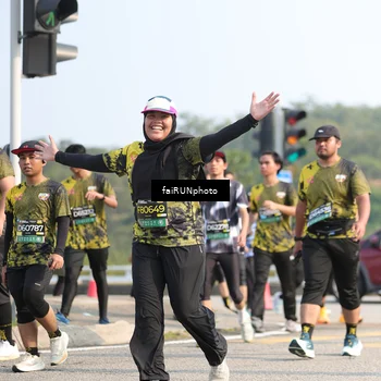 Runner Photo 6604356