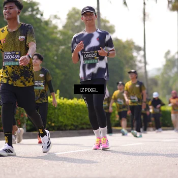 Runner Photo 6604359