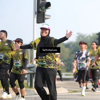 Runner Photo 6604362