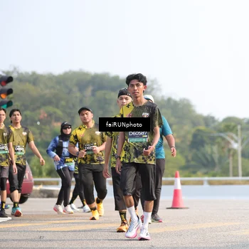 Runner Photo 6604375