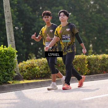 Runner Photo 6604379