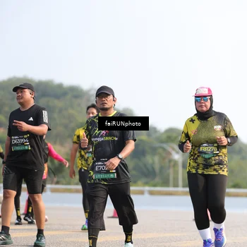Runner Photo 6604485