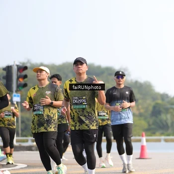 Runner Photo 6604520