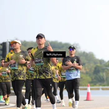 Runner Photo 6604537