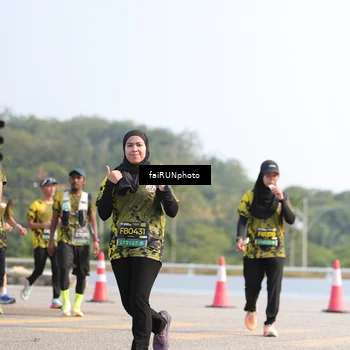 Runner Photo 6604658