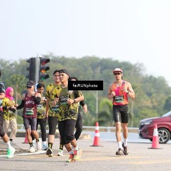Runner Photo 6604705