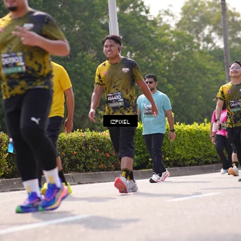Runner Photo 6604707