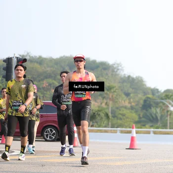 Runner Photo 6604720