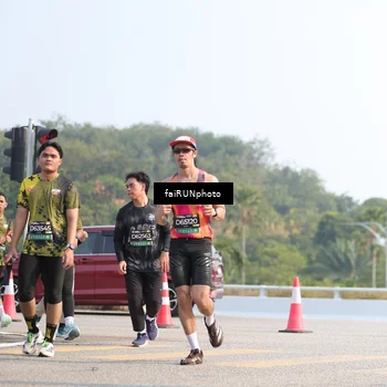 Runner Photo 6604722