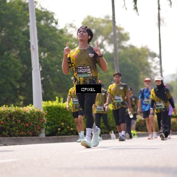 Runner Photo 6604736