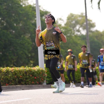Runner Photo 6604758