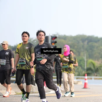 Runner Photo 6604776