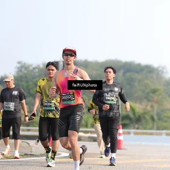 Runner Photo 6604781