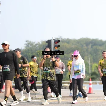 Runner Photo 6604897