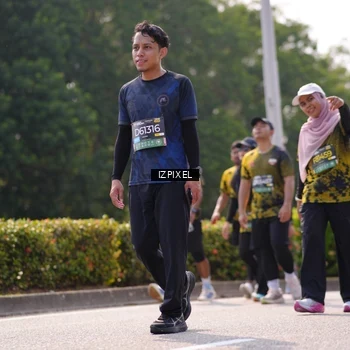 Runner Photo 6604917
