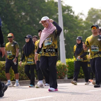 Runner Photo 6604921