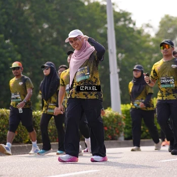 Runner Photo 6604935
