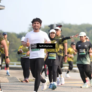 Runner Photo 6604940