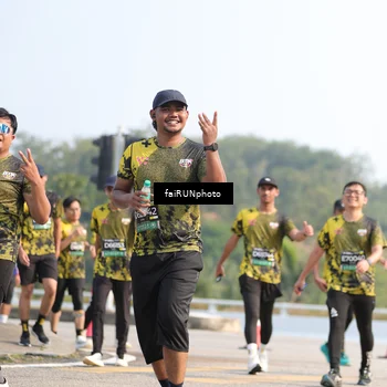 Runner Photo 6604989