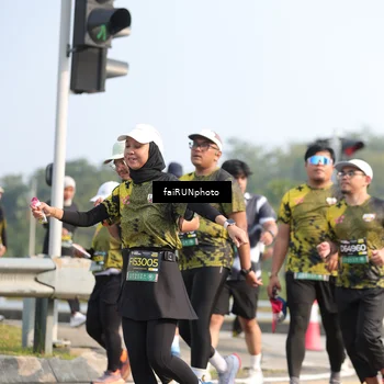 Runner Photo 6604993