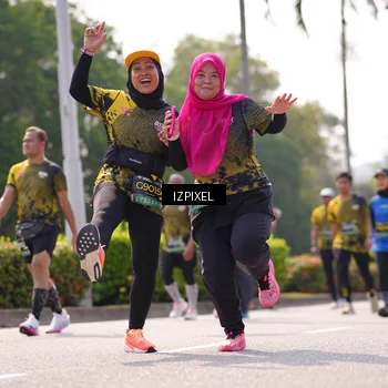 Runner Photo 6604996