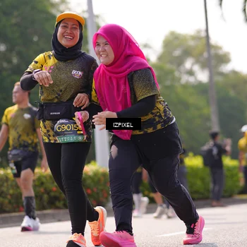 Runner Photo 6605022