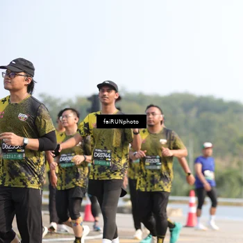 Runner Photo 6605037