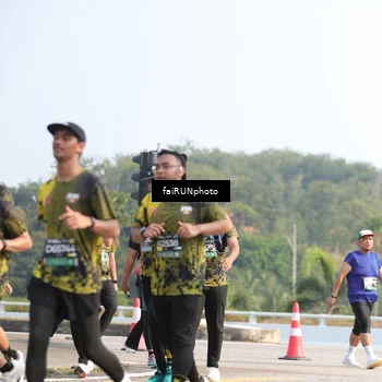 Runner Photo 6605040