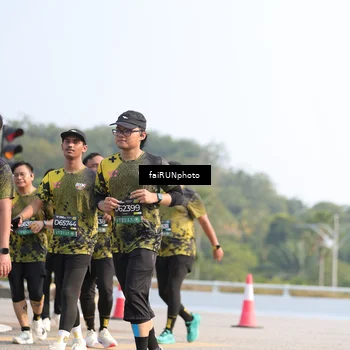 Runner Photo 6605041
