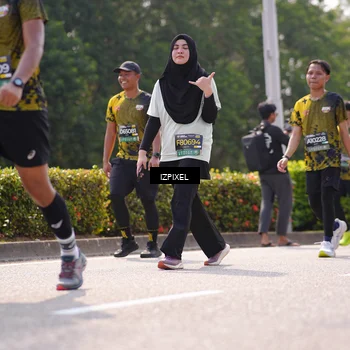 Runner Photo 6605103
