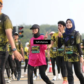 Runner Photo 6605111