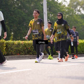 Runner Photo 6605112