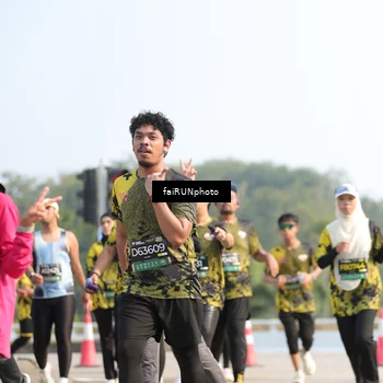 Runner Photo 6605152