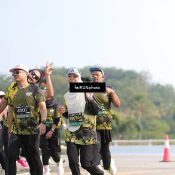 Runner Photo 6605158