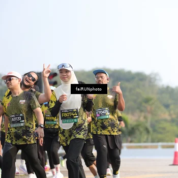 Runner Photo 6605184