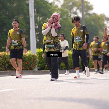 Runner Photo 6605235