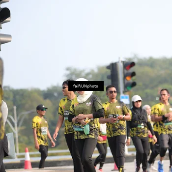 Runner Photo 6605252