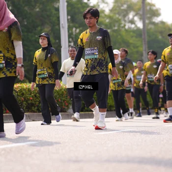 Runner Photo 6605263