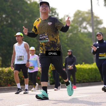 Runner Photo 6605302