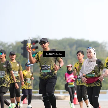 Runner Photo 6605312