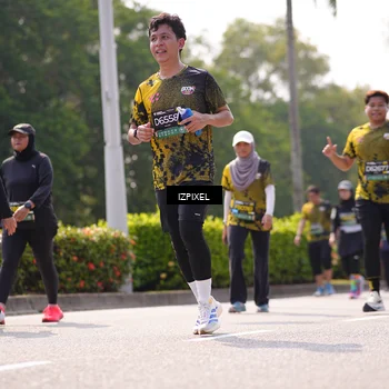 Runner Photo 6605340