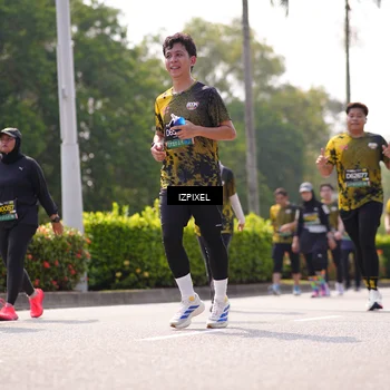 Runner Photo 6605344