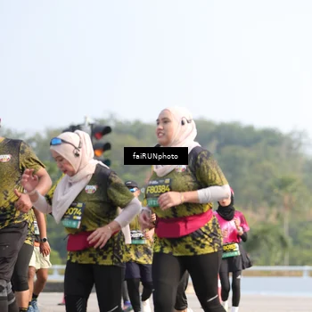 Runner Photo 6605365