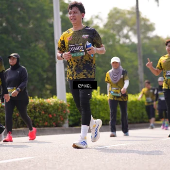 Runner Photo 6605392