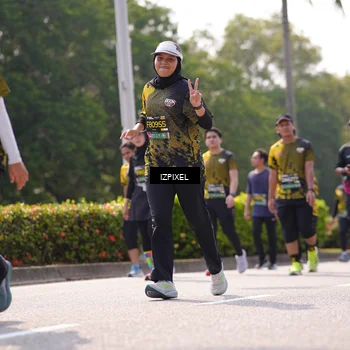 Runner Photo 6605396