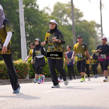 Runner Photo 6605406