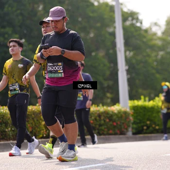 Runner Photo 6605440