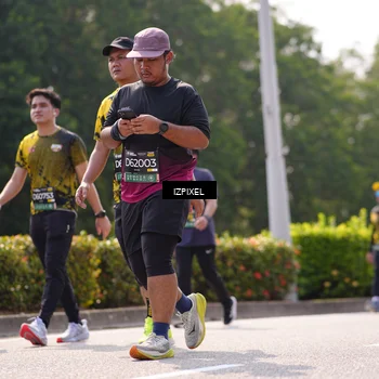 Runner Photo 6605445